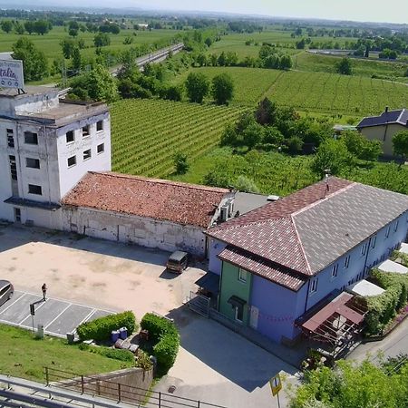 Albergo Trattoria Italia 데센자노델가르다 외부 사진